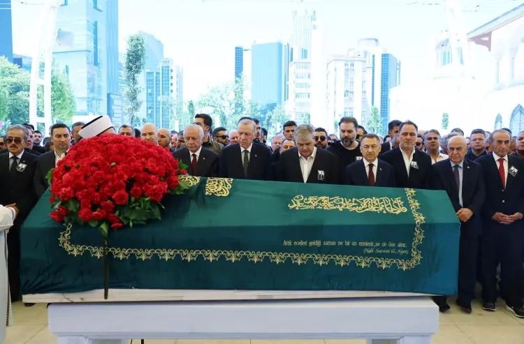 Cumhurbaşkanı Erdoğan, Tansu Çiller'in eşi Özer Uçuran Çiller’in cenaze törenine katıldı 7