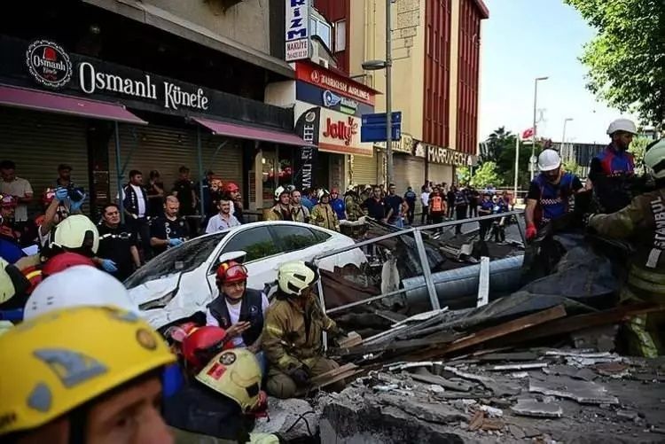 Küçükçekmece'de çöken binanın sahibinin ifadesi ortaya çıktı! "Müteahhit bulacağım zaman bu olay meydana geldi" 9