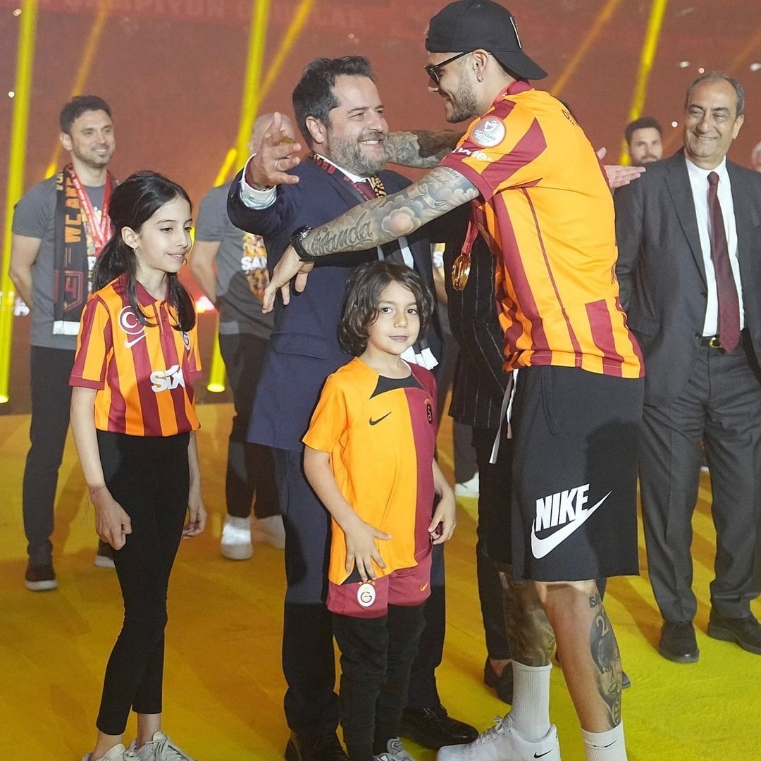 Mauro Icardi'den Erden Timur'a veda mesajı 4