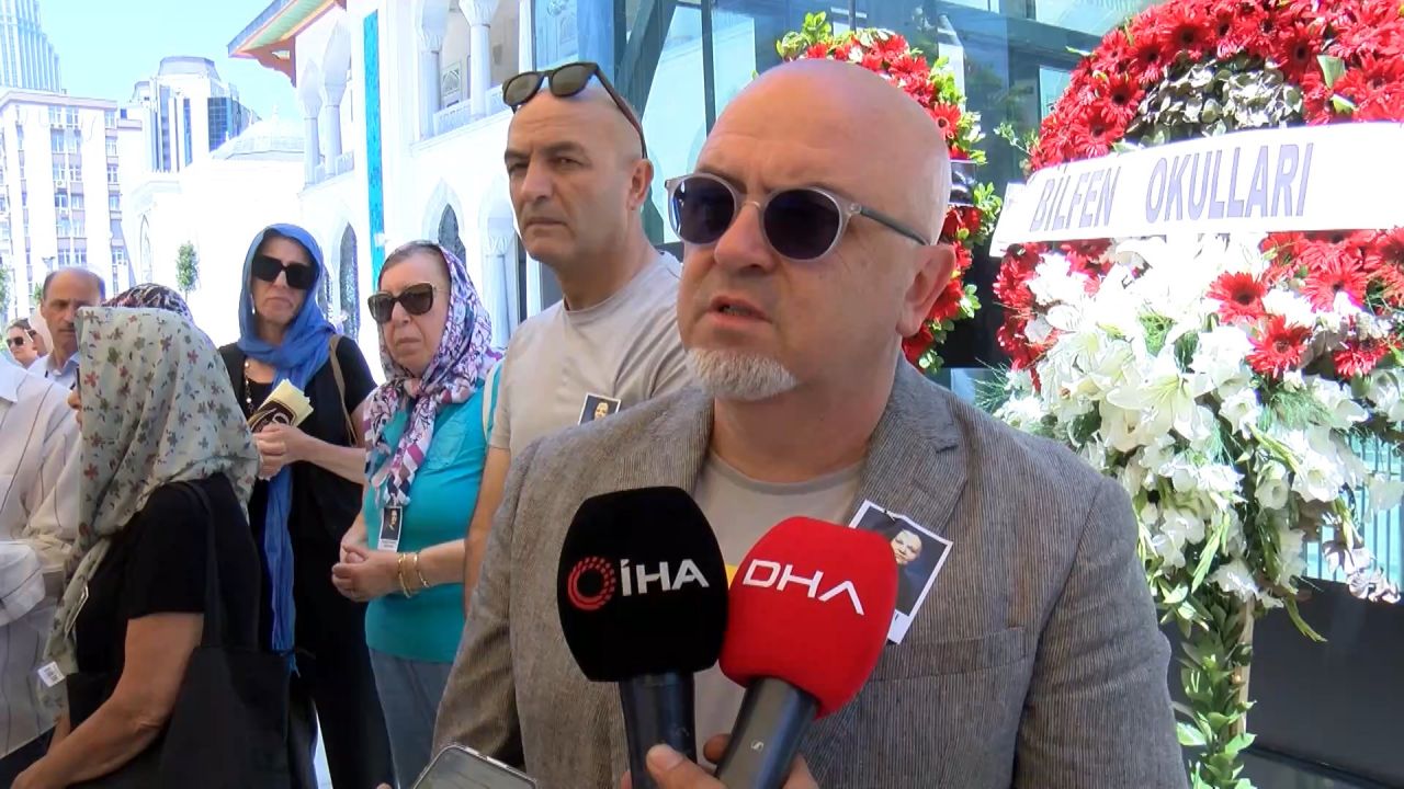 Aşk-ı Memnu'nun Şayeste'si oyuncu Fatma Karanfil son yolculuğuna uğurlandı 4