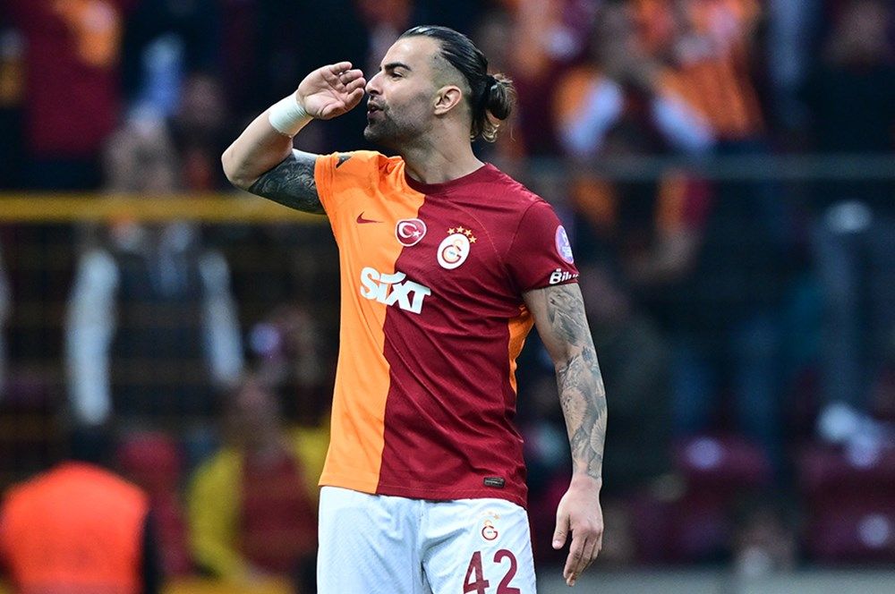 En değerli Türk oyunculardan kurulu ilk 11 belli oldu! Hakan Çalhanoğlu rekor bedelle zirvede, Galatasaray'dan listeye ambargo 6