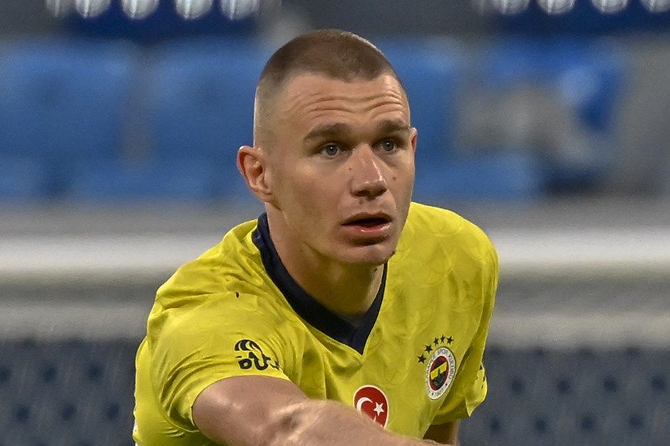 İşte Ali Koç döneminin skandal stoper transferleri! 6 yılda 17 stopere 37 milyon euro para gömdü, sonuç hüsran oldu: Bu isimleri gördüğünüzde şaşıracaksınız… 11