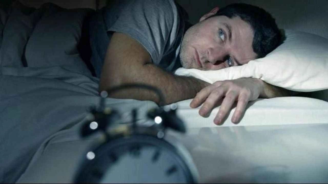 Uykuya geçiş sorunu yaşıyorsanız artık dert etmeyin! Başucunuza doğrayıp bırakın mışıl mışıl uyuyun... 2