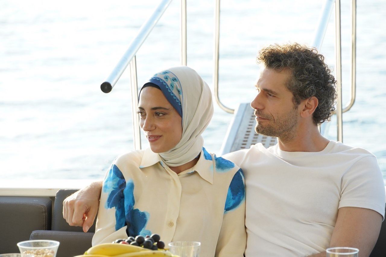 Müjde Uzman, Selin Türkmen, Serkan Tınmaz ve Yiğit Kirazcı'nın Kızılcık Şerbeti dizisine veda etme nedenleri ortaya çıktı! 3