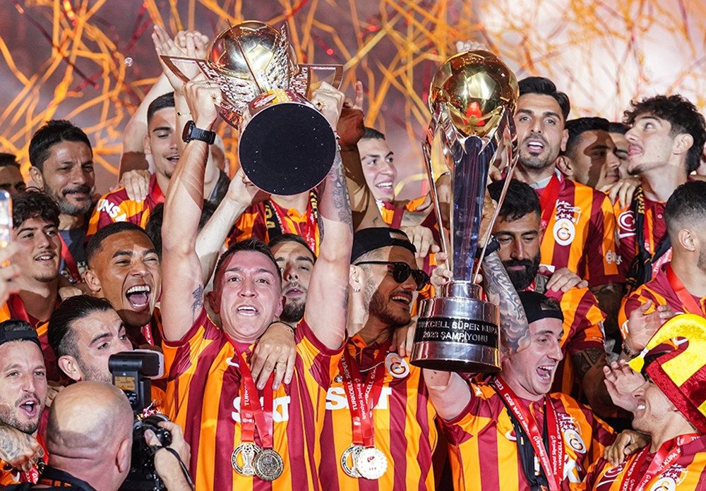 Dünyanın en iyi takımları belli oldu! Fenerbahçe yine Galatasaray'ın üzerinde yer aldı: İşte Türk takımlarının sıralaması! 13