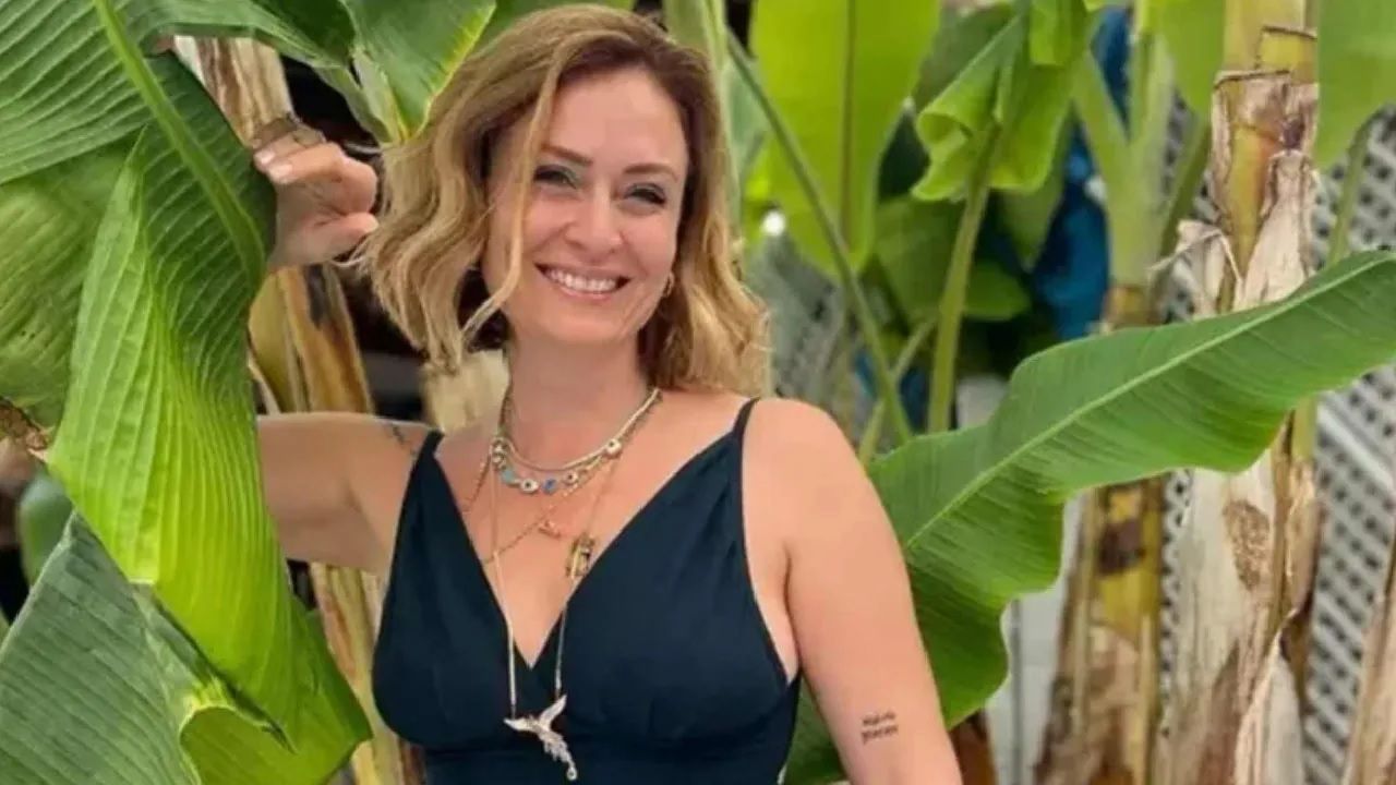 Ceyda Düvenci ve gündemden düşmüyor! Ödül gecesinde Çok Güzel Hareketler ekibi ile gerginlik yaşadı... 5