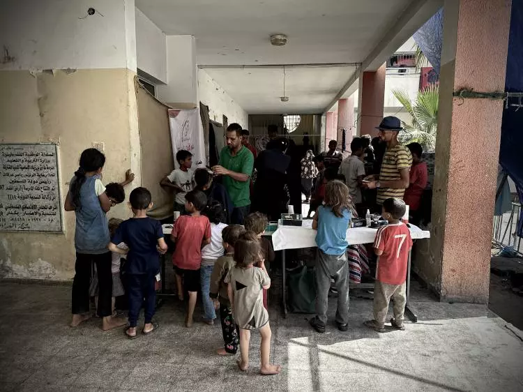 Gazze Şeridi'nde bombalar altında bir bayram daha! Çarşıda pazarda buruk hazırlık... 19