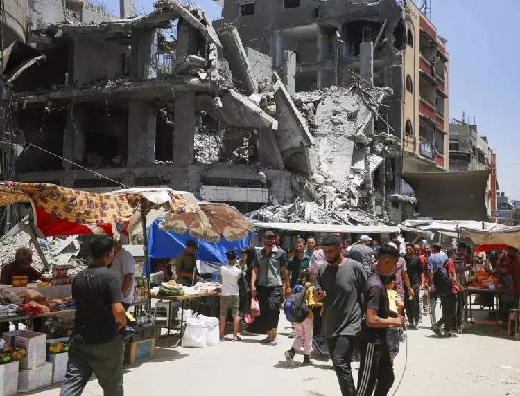 Gazze Şeridi'nde bombalar altında bir bayram daha! Çarşıda pazarda buruk hazırlık... 40
