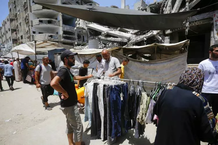 Gazze Şeridi'nde bombalar altında bir bayram daha! Çarşıda pazarda buruk hazırlık... 54