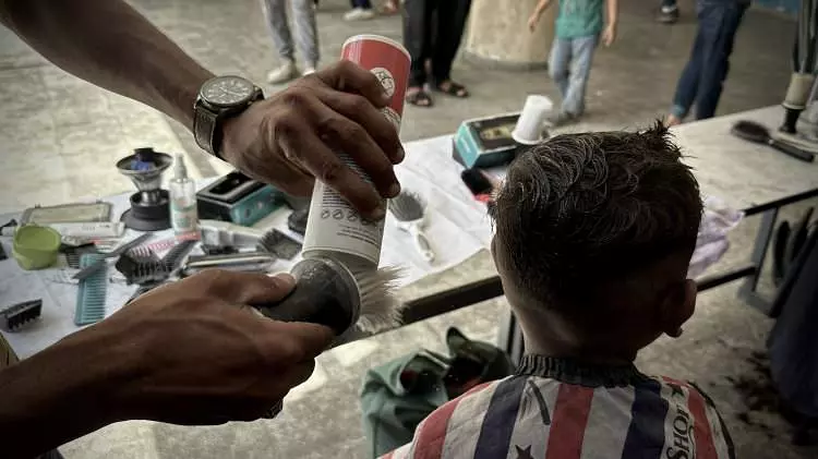 Gazze Şeridi'nde bombalar altında bir bayram daha! Çarşıda pazarda buruk hazırlık... 9