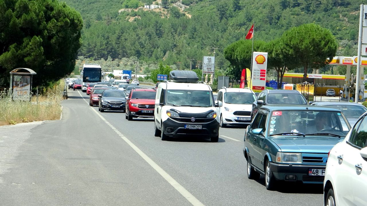 Muğla'ya 3 günde 140 bin araç giriş yaptı 2