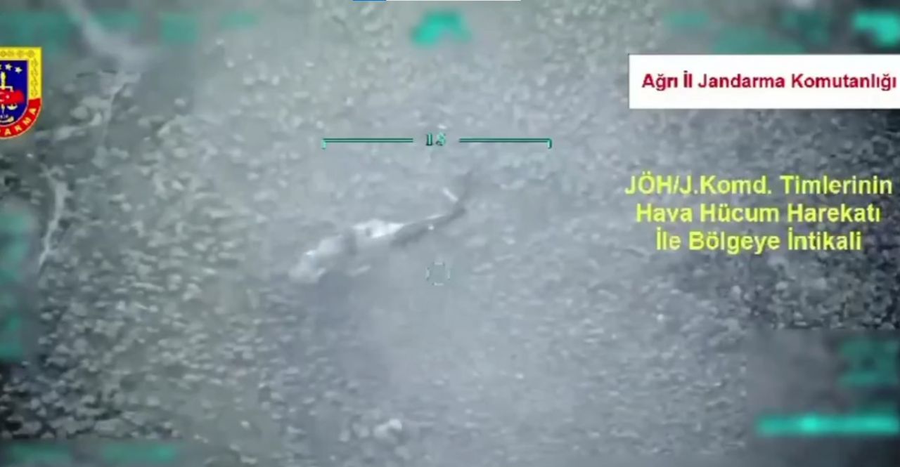Bakan Yerlikaya, ''Şehitlerimizin kanı yerde yerde kalmadı'' diyerek duyurdu! PKK'ya 'Bozdoğan' darbesi! Ağrı ve Batman'da 1'i kırmızı 3'ü turuncu kodla aranan 5 terörist etk 2