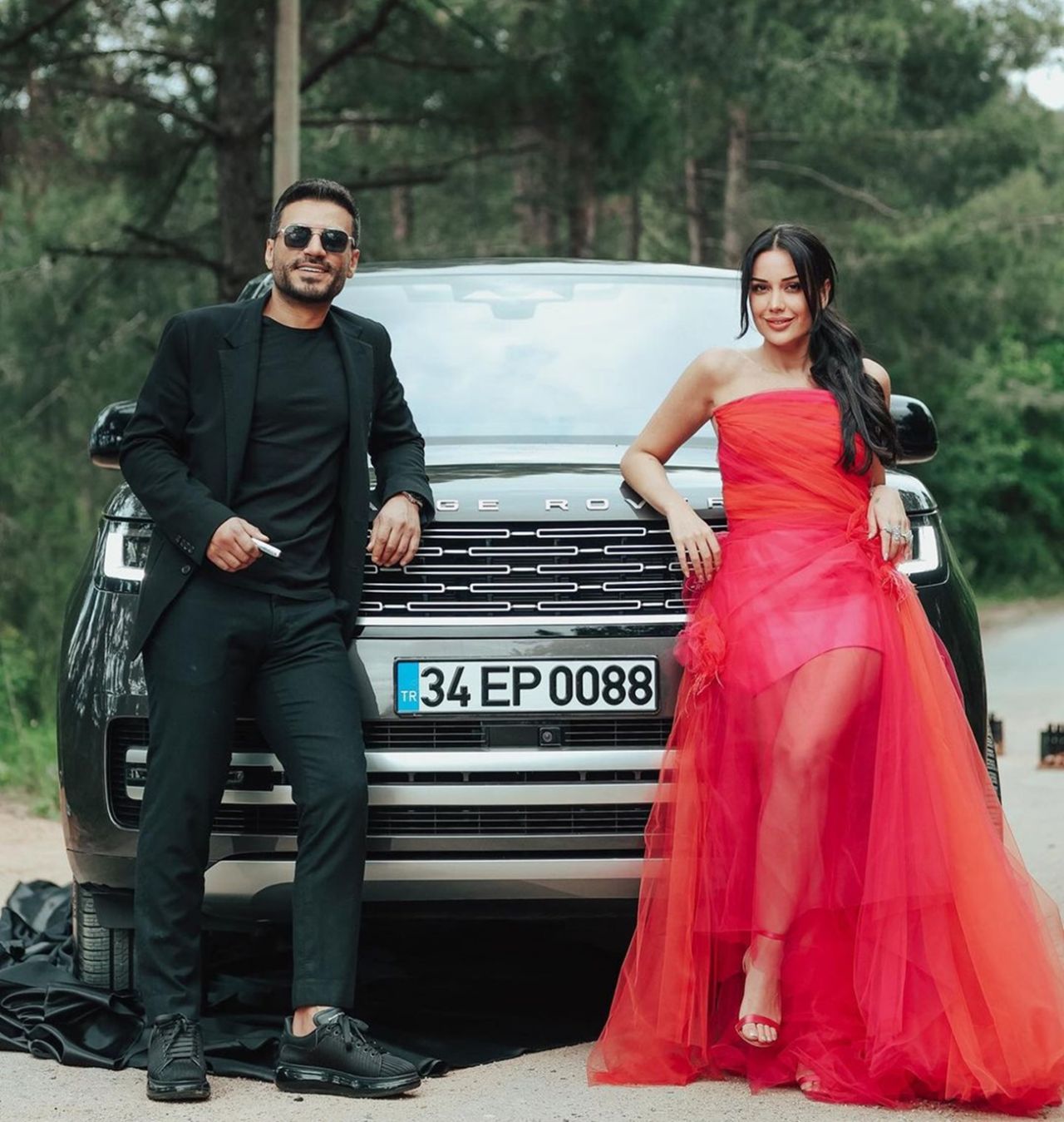 Şarkıcı Banu Parlak'ın güzellik merkezi kurşunlanmıştı... Dilan Polat ve Engin Polat hakkında tahliye kararı! 5