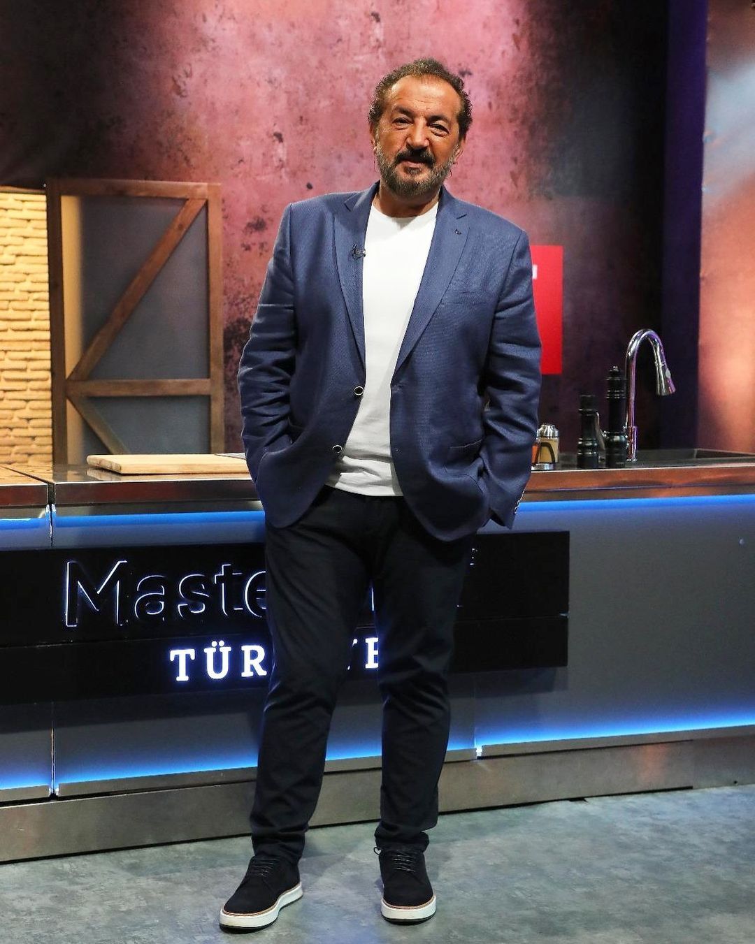 Yıllardır elini gizliyordu! Mehmet Yalçınkaya, kameralardan sakladığı eline ne olduğunu ilk kez açıkladı 1