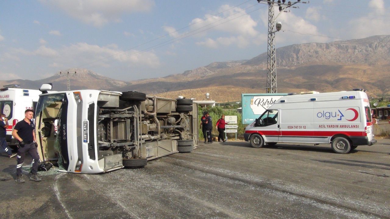 Mersin'de otobüslerin karıştığı zincirleme kaza! Ölü ve yaralılar var... 6