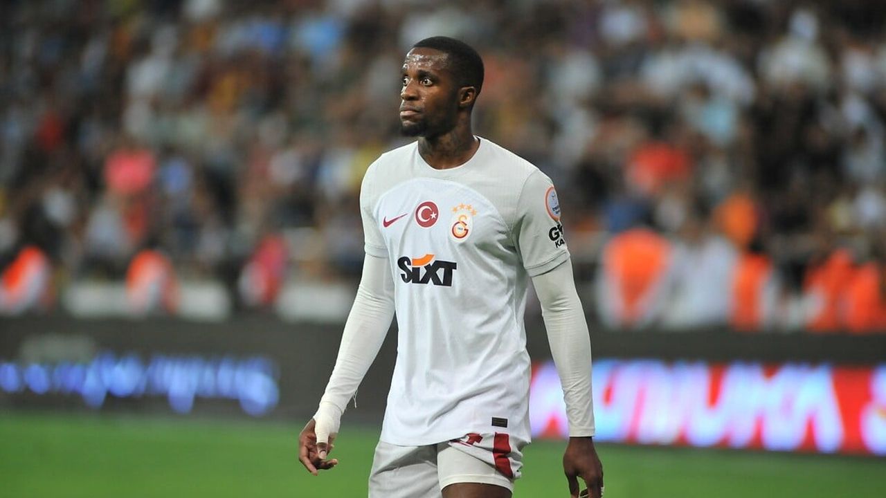 Ve Wilfried Zaha için Galatasaray defteri kapandı! Yeni takımını duyurdular: Cimbom'a 10 milyon euro bonservis bedeli ödenecek 5