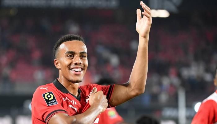 Galatasaray yeni Sacha Boey'ini yine Fransa'da buldu! Cimbom resmi teklifini yaptı: 7 milyon euroluk genç yıldız taraftarları havalara uçuracak 6