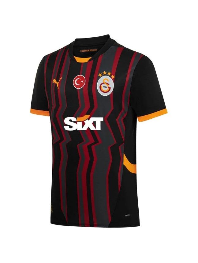 Galatasaray'ın yeni sezon formaları görücüye çıktı! Taraftarları hayran bırakan ürünlere büyük ilgi 4
