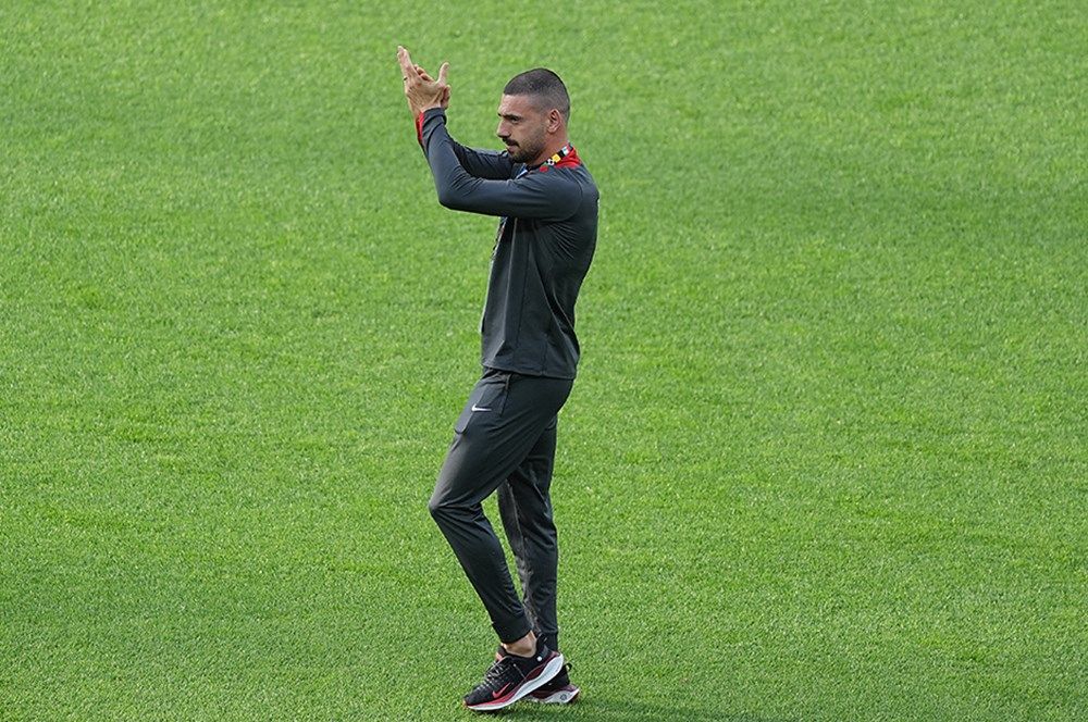 Merih Demiral sahaya çıktı, taraftarlar adeta çıldırdı! 14