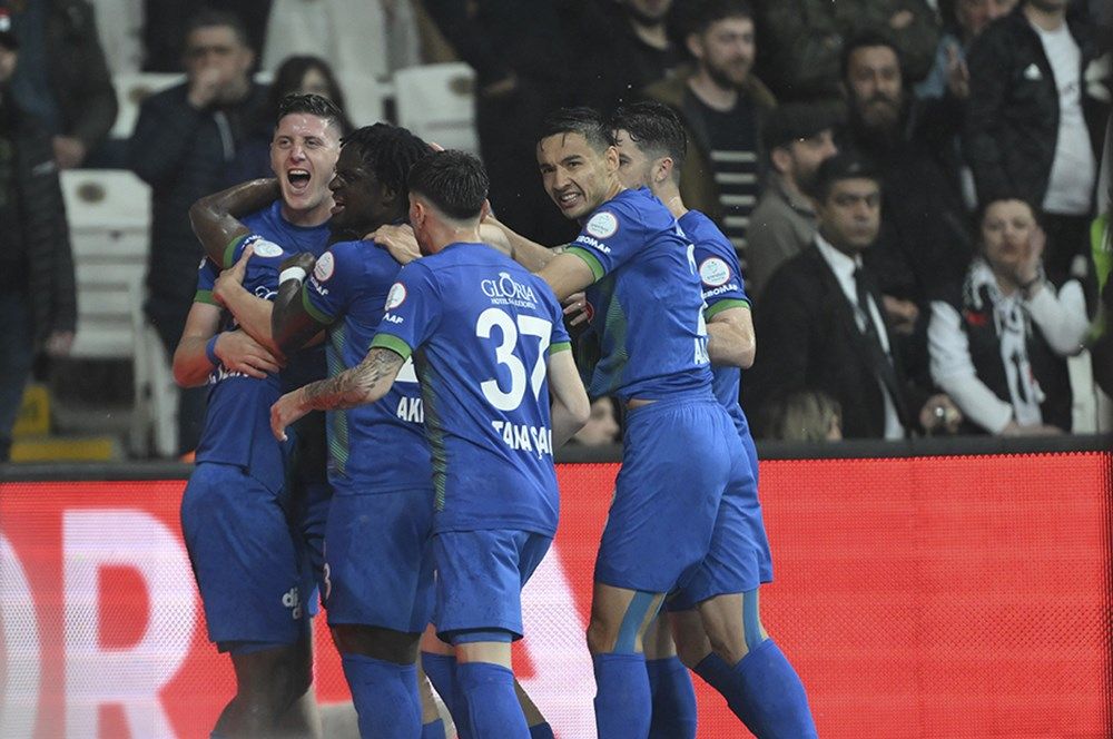 Galatasaray'dan Fenerbahçe ve Beşiktaş'a büyük fark! Dünyanın en iyi takımları belli oldu: İlk 30'da sadece iki Türk takımı var 23