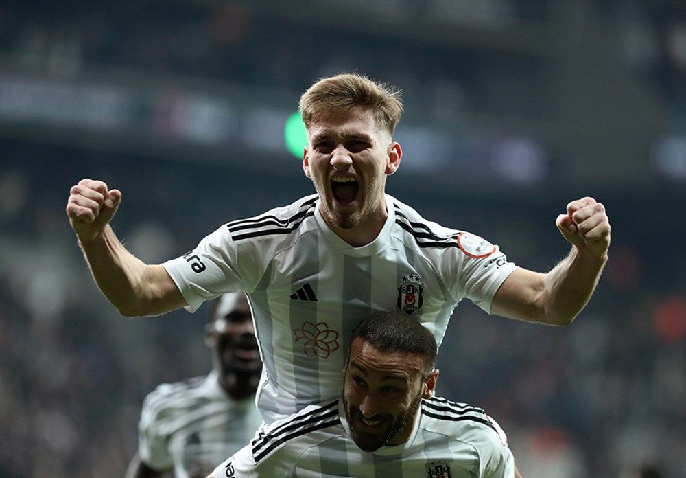 Giovanni van Bronckhorst Semih Kılıçsoy için son kararı verdi! Beşiktaş taraftarının gözü kulağı bu haberdeydi 3