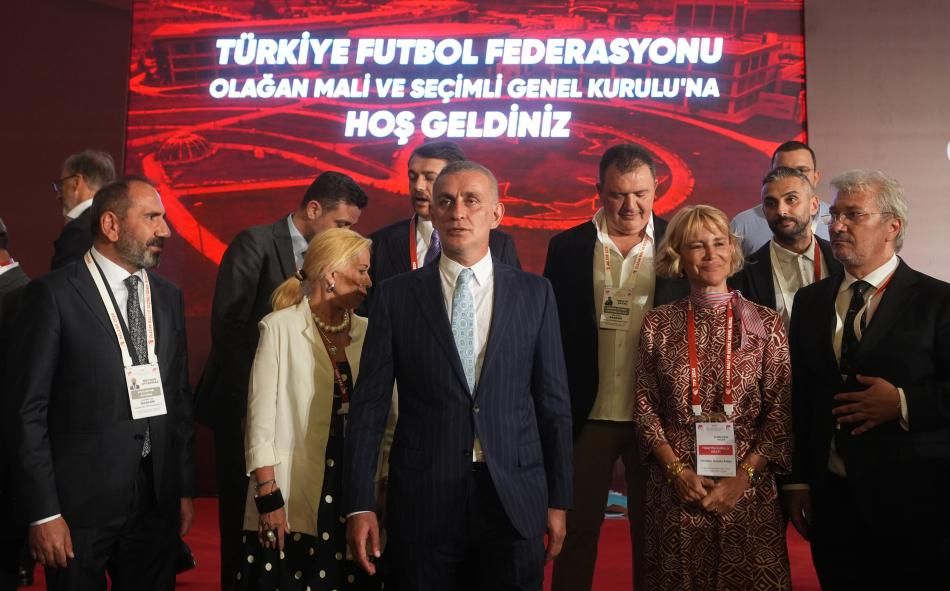 İbrahim Hacıosmanoğlu'nun gelir gelmez yapacağı 5 proje belli oldu! Yabancı sınırı kalkıyor: Tüm taraftarların gözü bu haberde 1