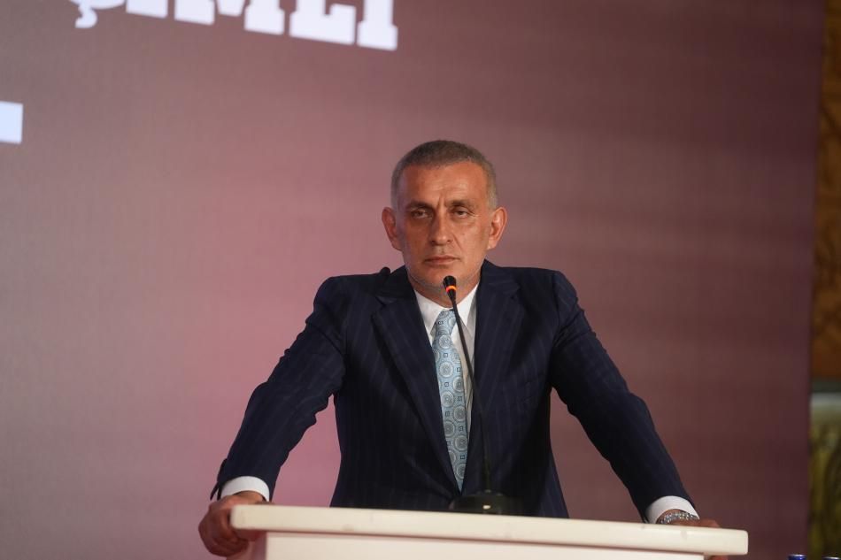 İbrahim Hacıosmanoğlu'nun gelir gelmez yapacağı 5 proje belli oldu! Yabancı sınırı kalkıyor: Tüm taraftarların gözü bu haberde 6