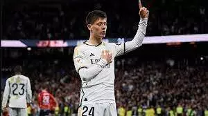 Real Madrid'de Arda Güler çılgınlığı: Forma satışlarına damga vurdu! Süperstarlara kafa tutuyor... 13