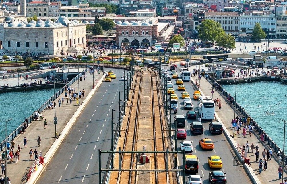 İstanbul'da bunaltıcı nem gece uyutmadı! O ilçe yüzde 99 ile rekor kırdı... 3