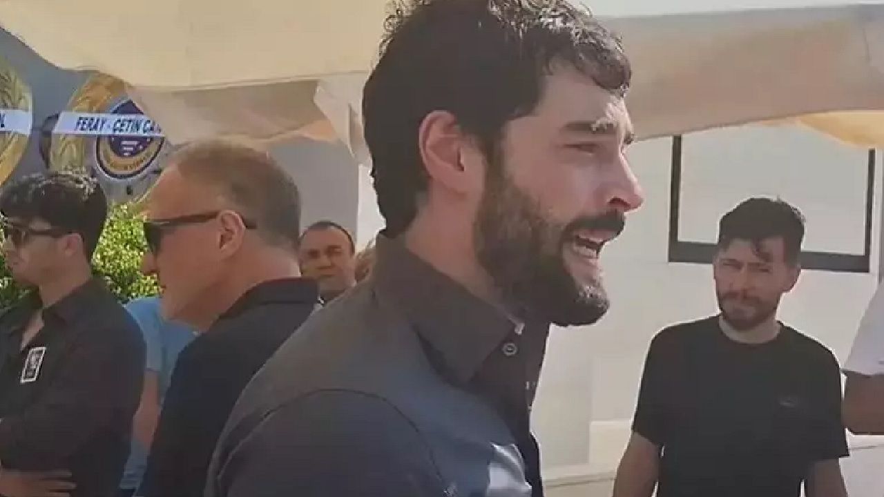 Göz yaşları dinmek bilmedi! Akın Akınözü kendisi gibi oyuncu olan annesi Özlem Akınözü'ne veda etti! Oyuncu arkadaşları teselli etmeye çalıştı... 3