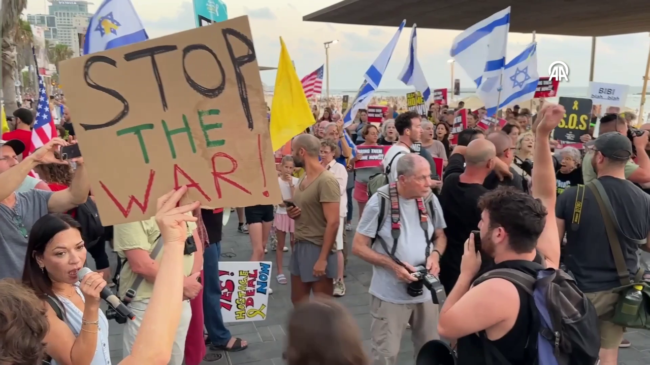 Filistin destekçileri katil Netanyahu’nun ABD Kongre Binası’na gideceği yolu kapattı 4