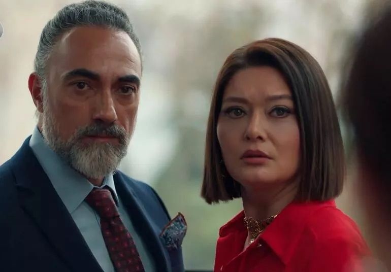 Nurgül Yeşilçay tatil sezonunu sevgilisi Necati Kocabay ile Marmaris'te açtı 2