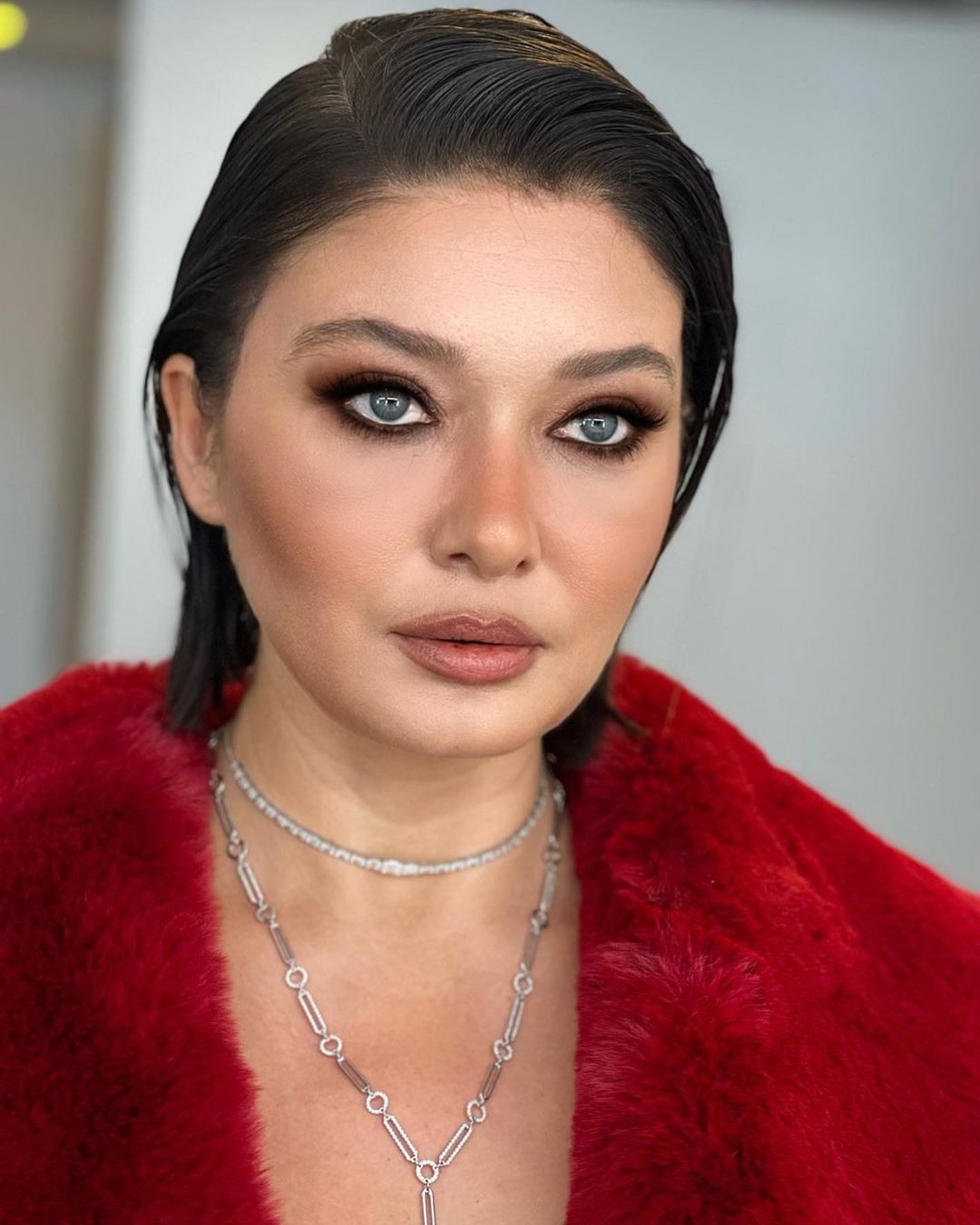 Nurgül Yeşilçay tatil sezonunu sevgilisi Necati Kocabay ile Marmaris'te açtı 5