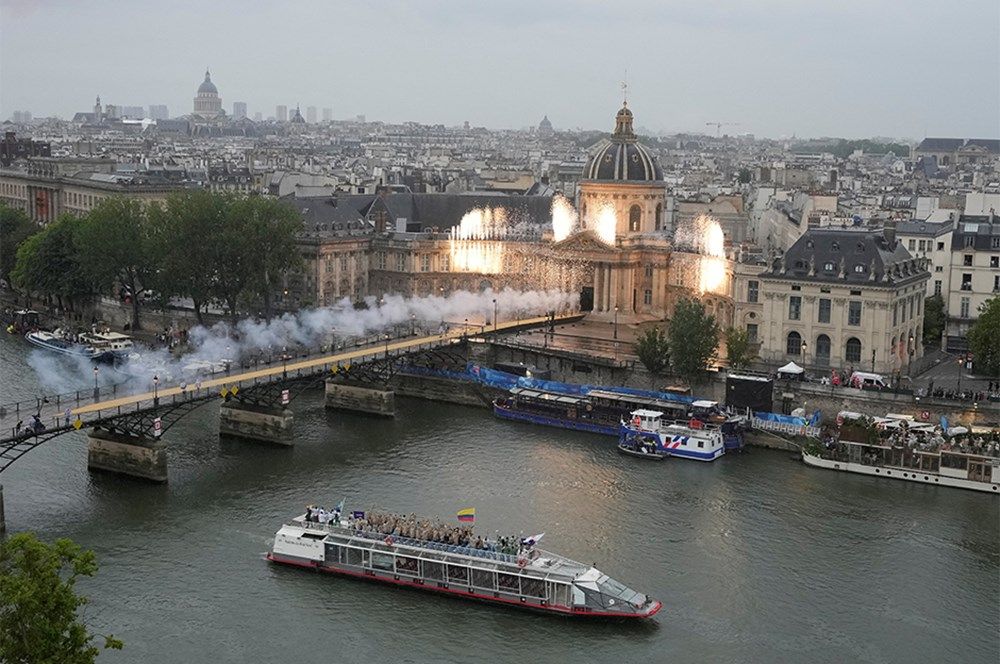 Fransa'da görkemli açılış: 2024 Paris Olimpiyat Oyunları başladı! 13