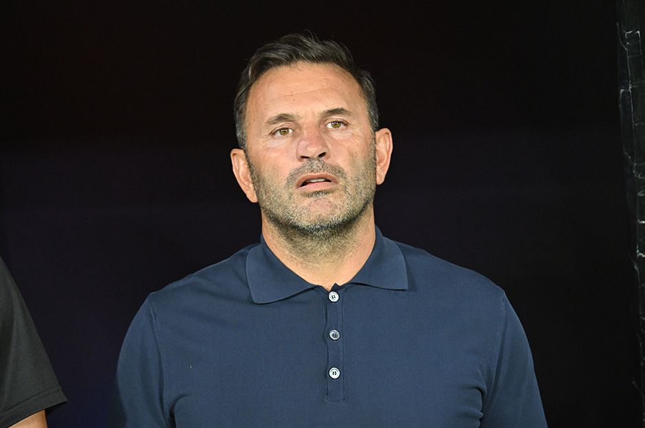 “Bu ağır yenilgi tamamen Okan Buruk’a yazar! Berkan Kutlu fantezisi Galatasaray’ı yaktı: Maç sabaha kadar oynansa hiçbir şey değişmezdi” 6