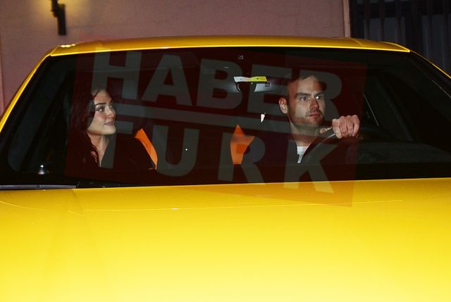 İlk kez görüntülendiler! Esra Bilgiç'in sevgilisi bakın kim çıktı 6