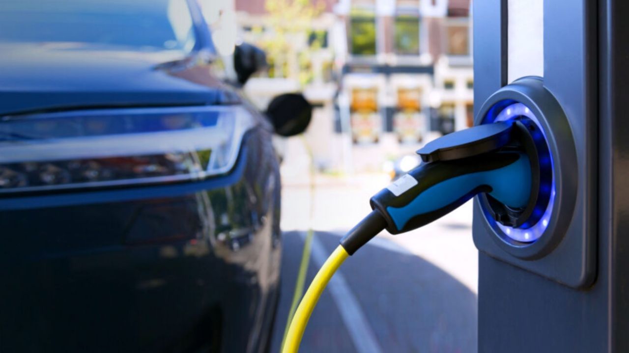 Elektrikli araçlar yakıtı adeta kokluyor 6