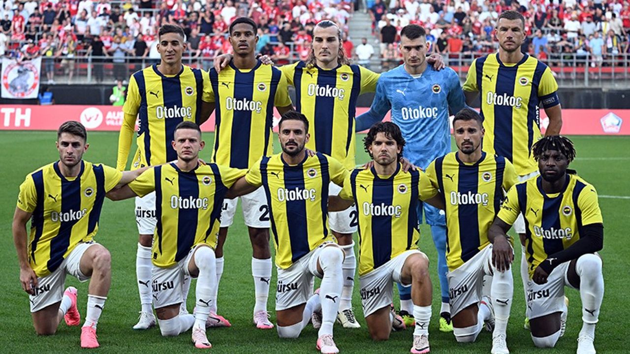 Fenerbahçe'nin Adana Demirspor maçı ilk 11'i belli oldu! Jose Mourinho'dan İrfan Can Kahveci sürprizi: Sezonu bu kadroyla açıyorlar 1