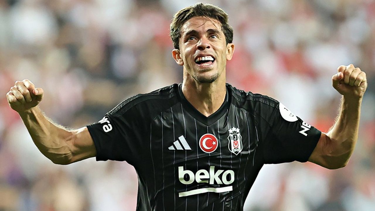 Beşiktaş'ın Antalyaspor maçı ilk 11'i belli oldu! Giovanni van Bronckhorst'tan Semih Kılıçsoy için karar çıktı: Tek hedef galibiyet 6