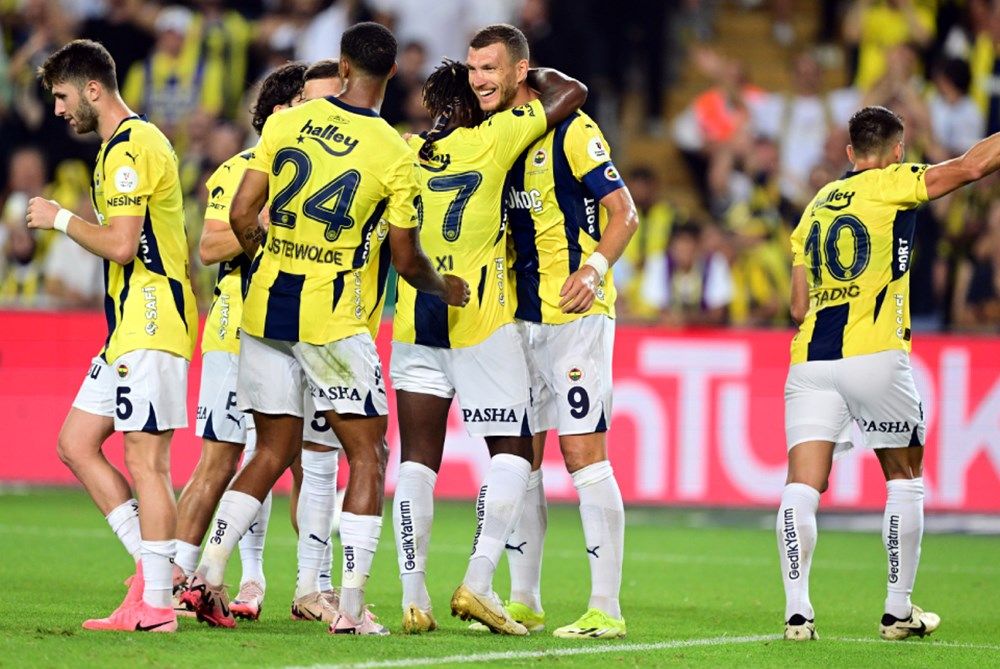 Süper Lig'de sezonun şampiyonu Fenerbahçe! Yeni sezonun şampiyonluk oranları açıklandı: Jose Mourinho etkisi gücünü gösterdi 20