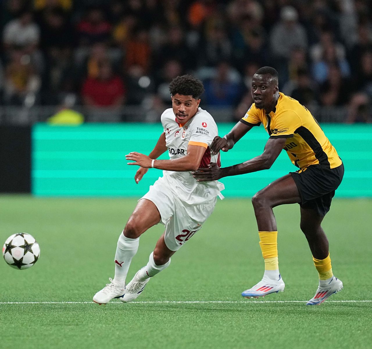Batuhan Karadeniz'den canlı yayında şok sözler: “Okan Buruk ve yardımcıları titreyin ve kendinize gelin! Michy Batshuayi olmasa Galatasaray’un tur şansı hayal olmuştu” 5