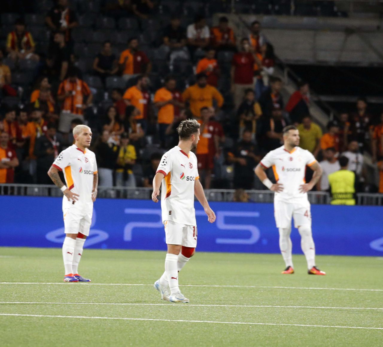 Batuhan Karadeniz'den canlı yayında şok sözler: “Okan Buruk ve yardımcıları titreyin ve kendinize gelin! Michy Batshuayi olmasa Galatasaray’un tur şansı hayal olmuştu” 7
