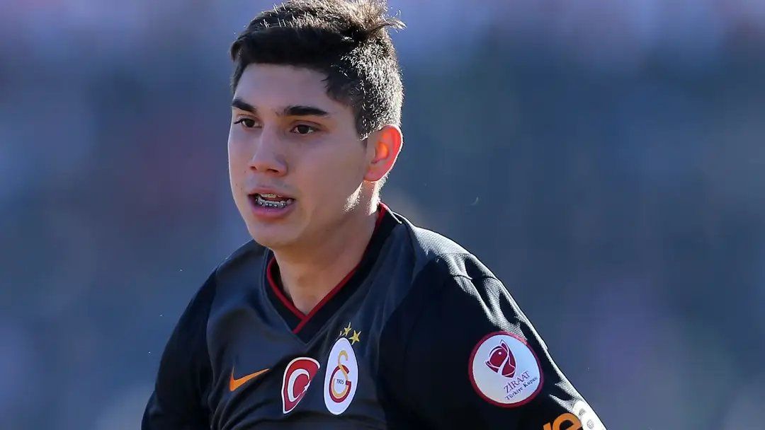 Galatasaray'ın aldığına bin pişman olduğu futbolcular! Her biri büyük umutlarla gelmişti, taraftarlara saç baş yoldurdular: Bazıları maça bile çıkmadan kaçtı 7