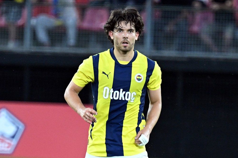 Ferdi Kadıoğlu hem Fenerbahçe tarihine hem de Türk futbol tarihine geçti! Değerini tam 20 katına çıkarttı 2