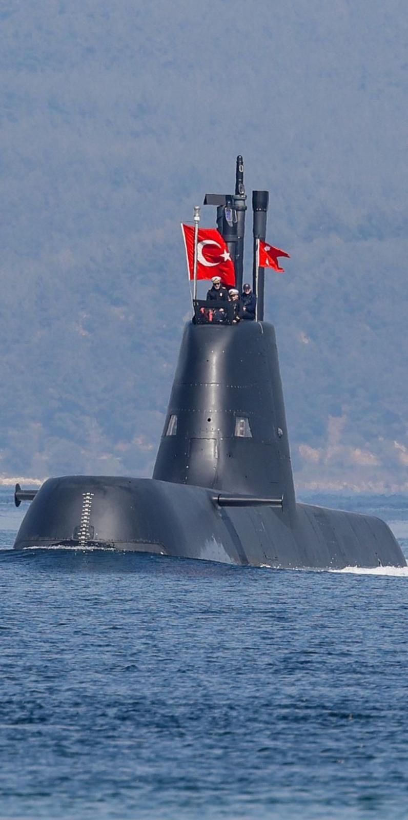 Türkiye'nin gücüne güç katacak! Yeni Tip Denizaltı Projesi'nin ilk denizaltısı Piri Reis hizmete alındı... 3