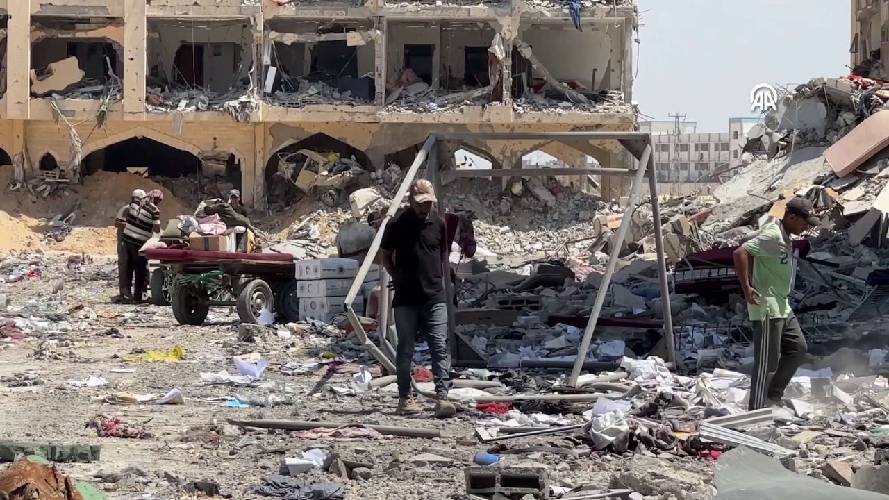 İsrail ordusunun Han Yunus'un kuzeyinden çekilmesi sonrası yıkımın boyutu ortaya çıktı 8