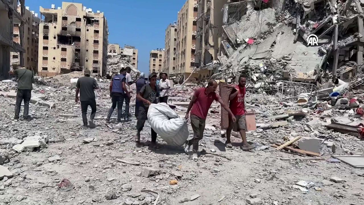 İsrail ordusunun Han Yunus'un kuzeyinden çekilmesi sonrası yıkımın boyutu ortaya çıktı 18