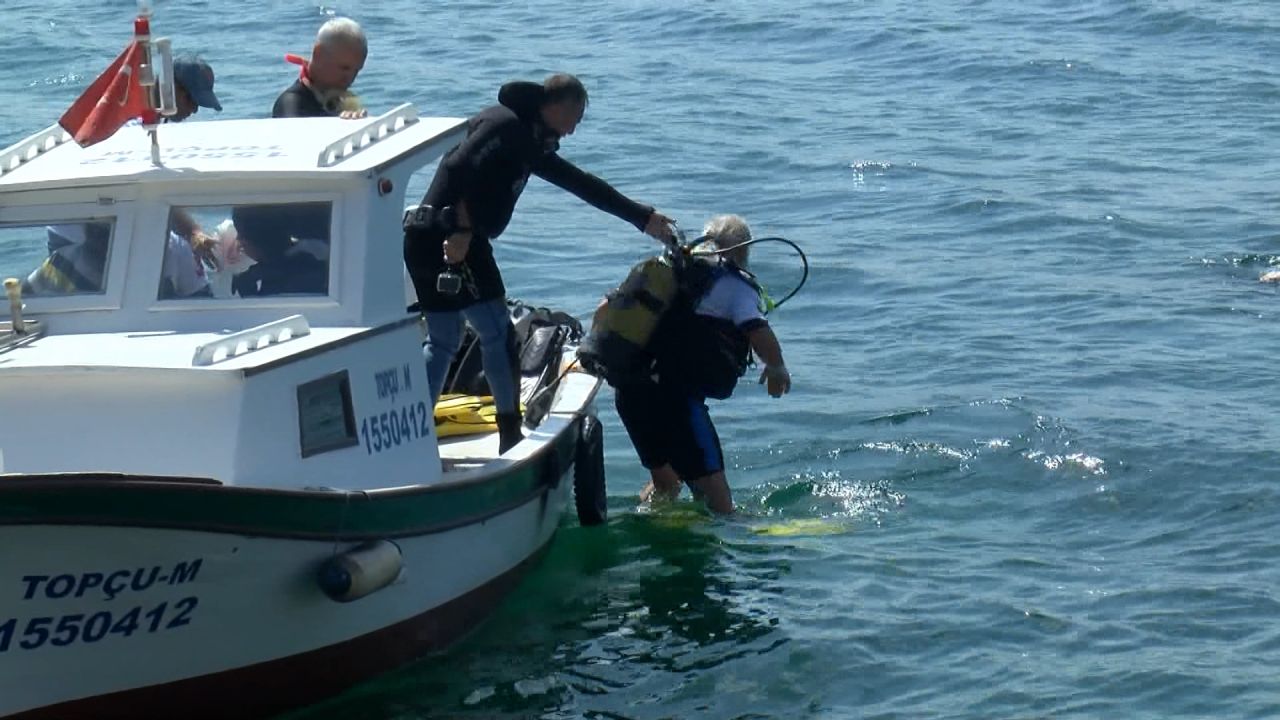 İstanbul'da deniz temizliği! Çöplerin arasından tarihi eser çıktı! 3
