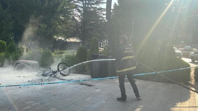 Bisikletin aküsü bomba gibi patladı! O anlar kameralara böyle yansıdı 3