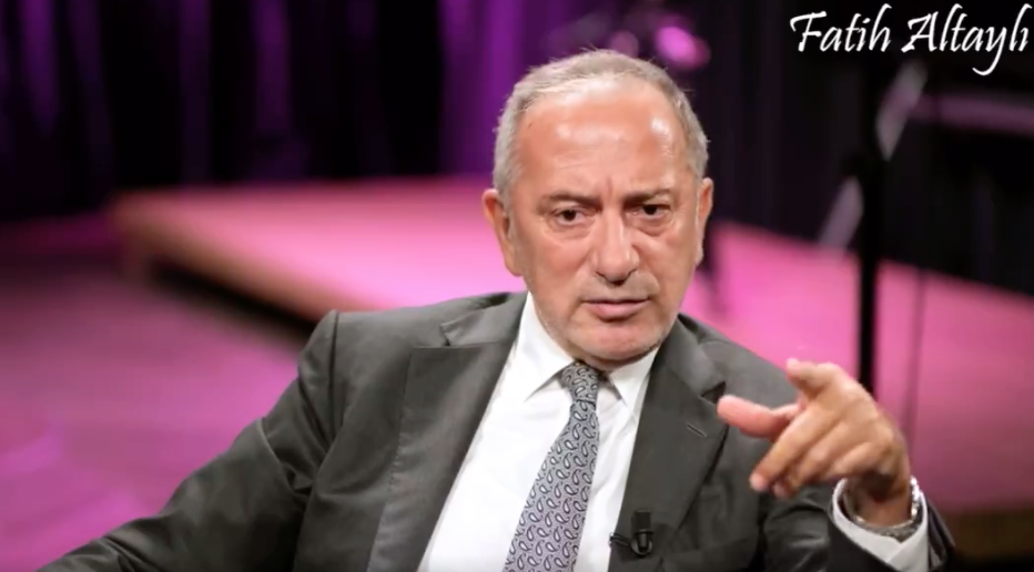Fatih Altaylı’dan Dursun Özbek’e hodri meydan: “Parasını ben cebimden vereceğim! Gelip araştırsınlar, yönetimden kim hırsız kim değil ortaya çıksın!” 5